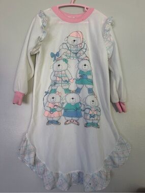 Vintage Girls' White & Pink Bear Print Nightgown - Cozy Kids Pajamas